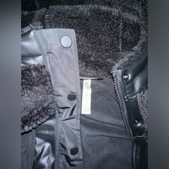 ALO yoga jacket - Picture 4 of 4